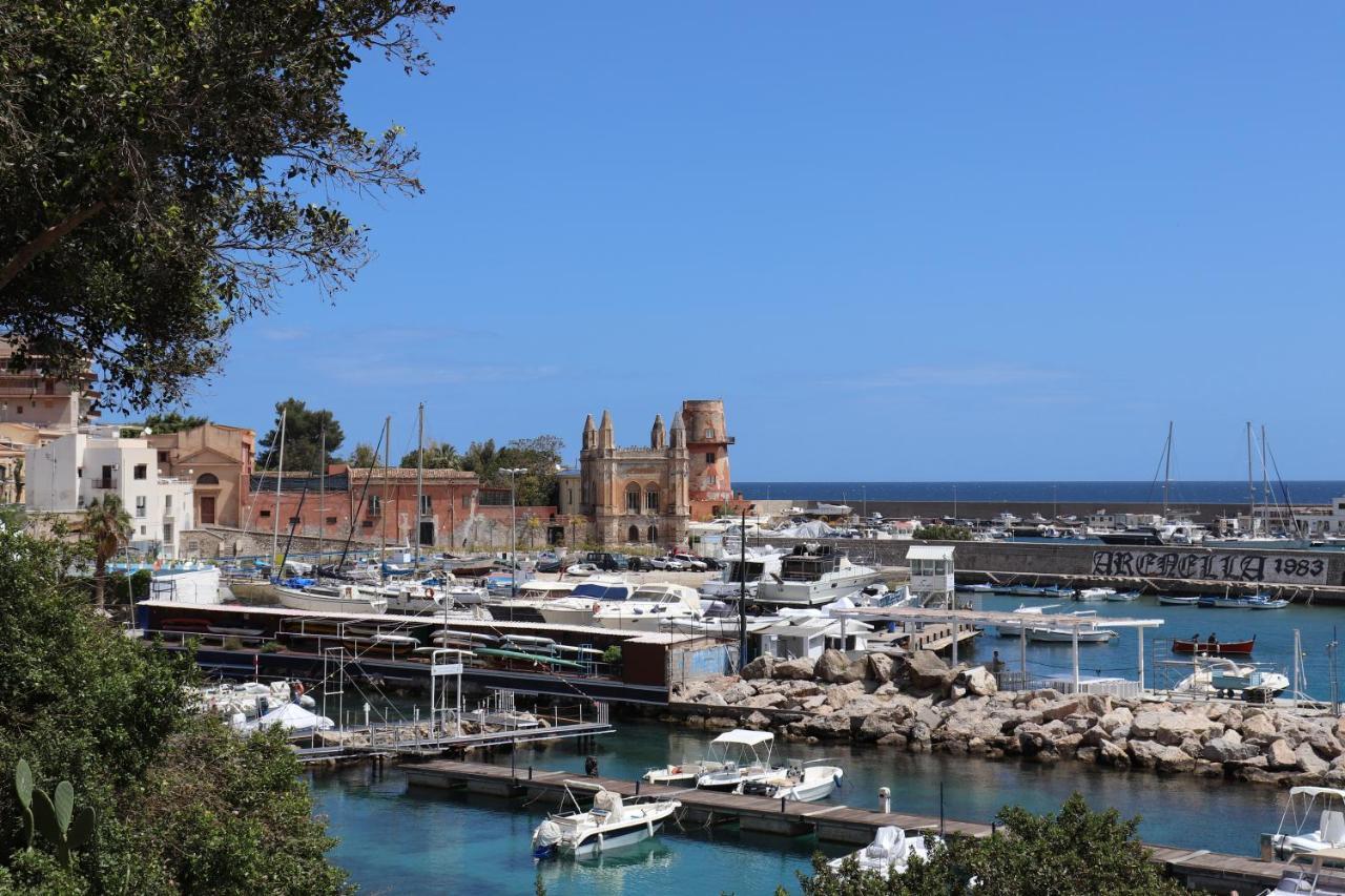 Ferienwohnung Casa De Paoli - Vista Mare Arenella, Palermo Con Parcheggio Privato Exterior foto
