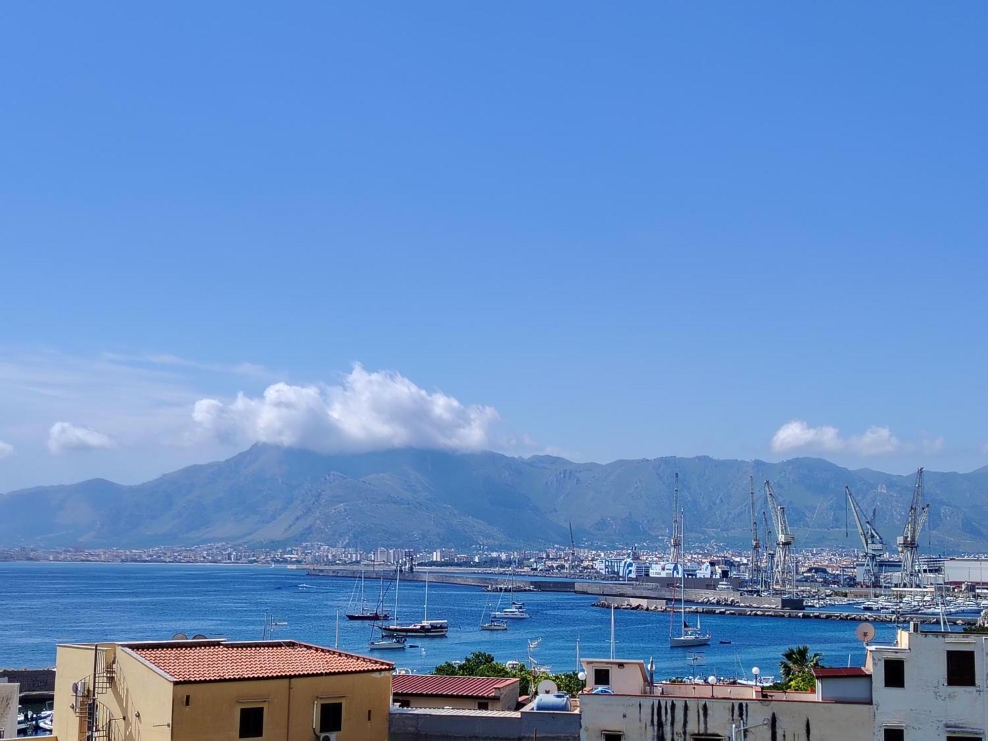 Ferienwohnung Casa De Paoli - Vista Mare Arenella, Palermo Con Parcheggio Privato Exterior foto