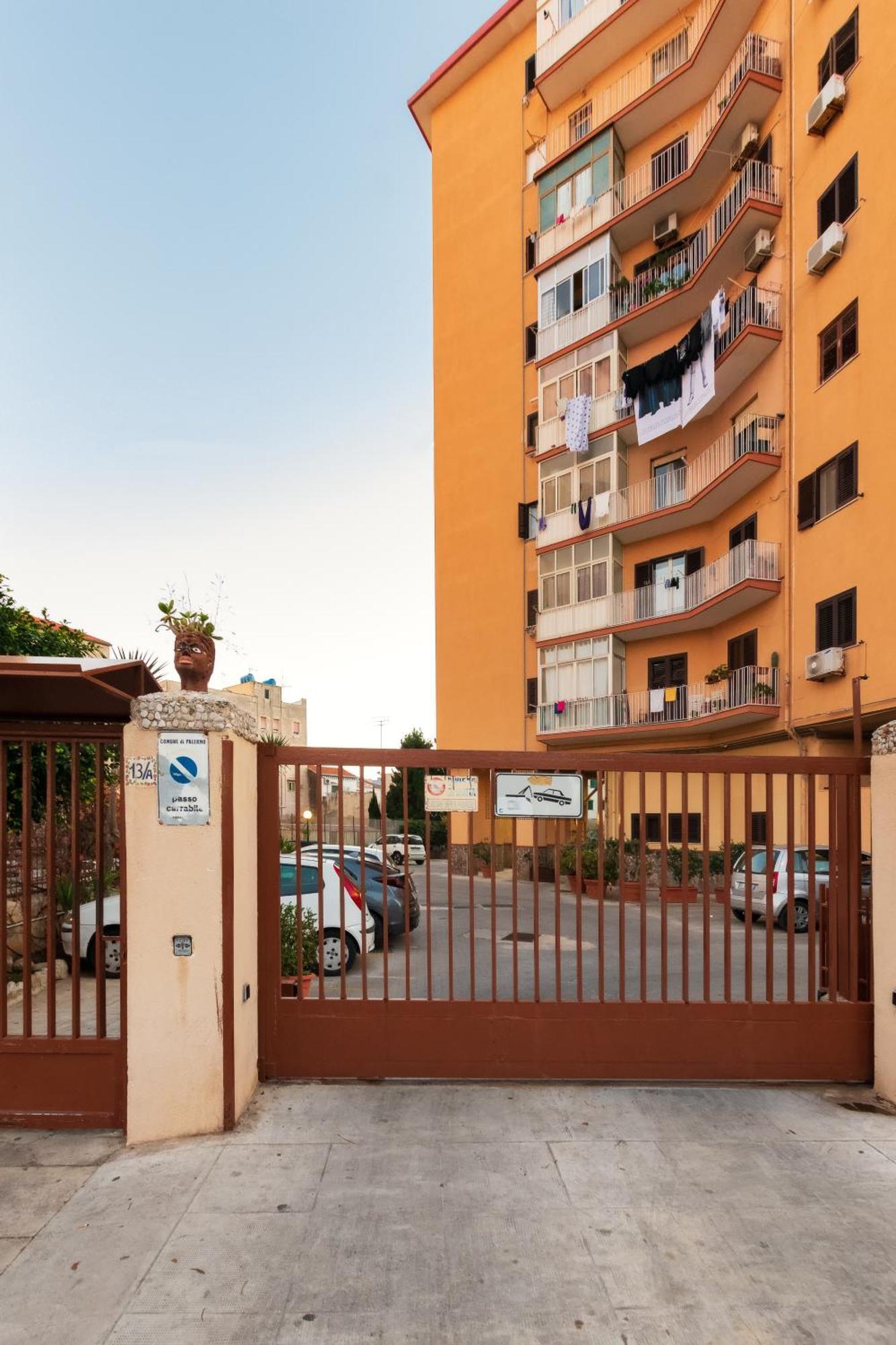 Ferienwohnung Casa De Paoli - Vista Mare Arenella, Palermo Con Parcheggio Privato Exterior foto